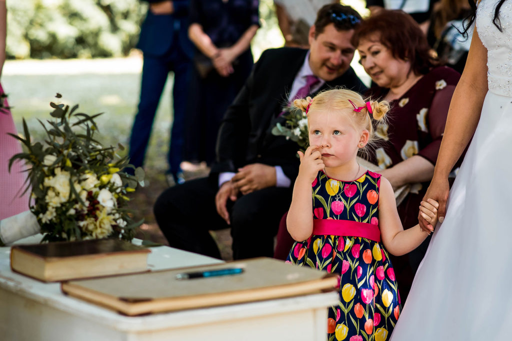 merge Svatba v brněnské myslivně