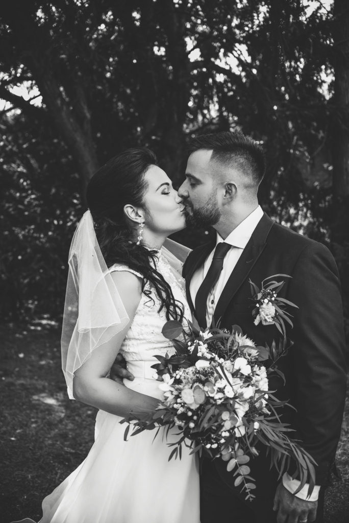 merge Svatba v brněnské myslivně