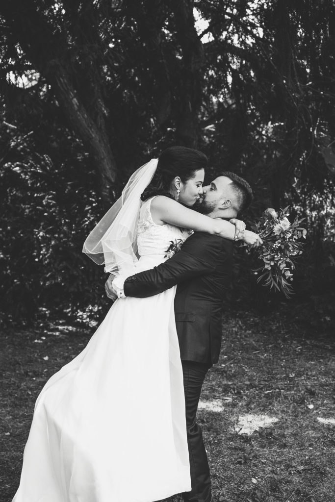 merge Svatba v brněnské myslivně