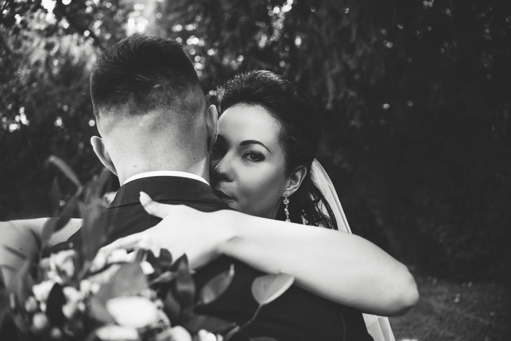 merge Svatba v brněnské myslivně