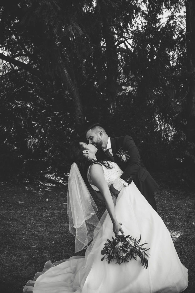 merge Svatba v brněnské myslivně